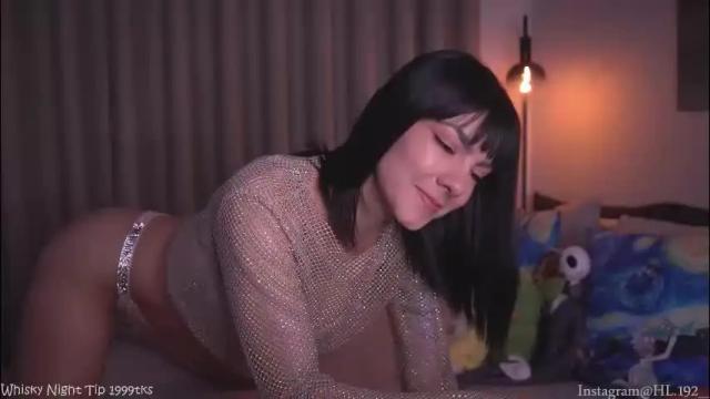 Image 2 of hollylinder_ Stream on Chaturbate on 1 month ago