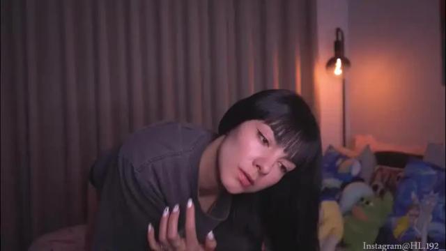 Image 3 of hollylinder_ Stream on Chaturbate on 1 month ago