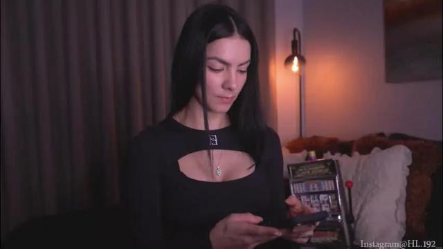 Image 2 of hollylinder_ Stream on Chaturbate on 1 month ago