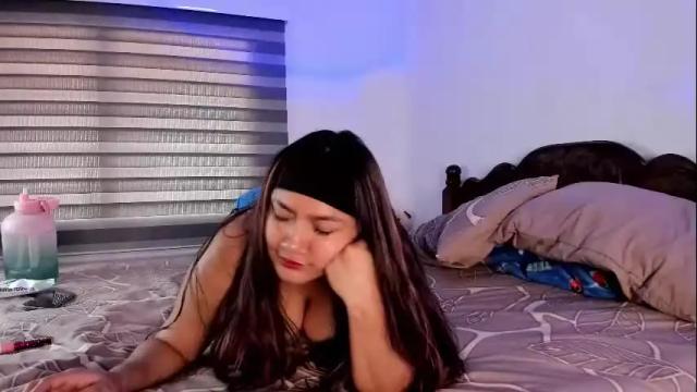 Image 7 of hollymollyxoxo Stream on Chaturbate on 11 days ago
