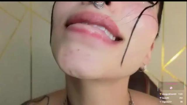 Thumbnail 1, hollyxx_'s Stream at Chaturbate, 1 month ago