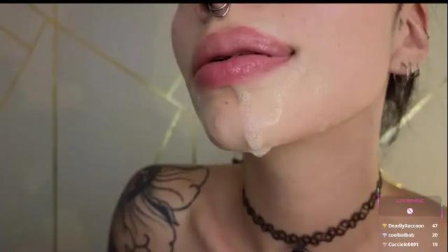 Thumbnail 3, hollyxx_'s Stream at Chaturbate, 1 month ago