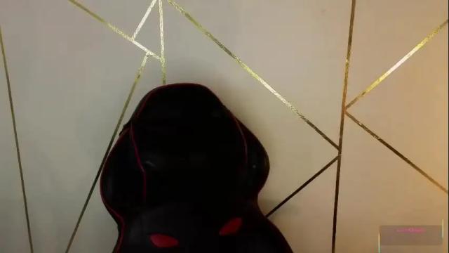 Image 8 of hollyxx_ Stream on Chaturbate on 1 month ago