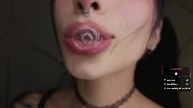 Image 10 of hollyxx_ Stream on Chaturbate on 18 days ago