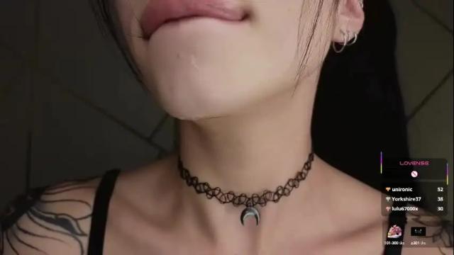 Image 12 of hollyxx_ Stream on Chaturbate on 18 days ago
