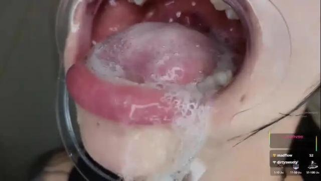 Image 11 of hollyxx_ Stream on Chaturbate on 11 days ago