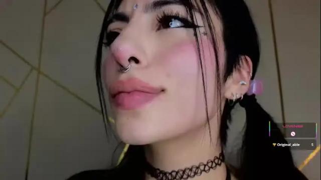 Image 11 of hollyxx_ Stream on Chaturbate on 4 months ago