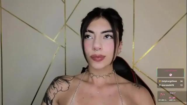Image 3 of hollyxx_ Stream on Chaturbate on 4 months ago