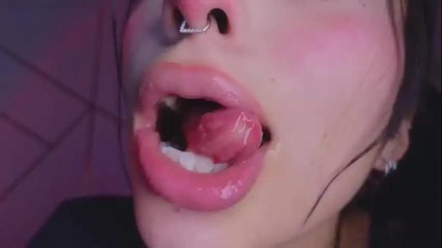 Image 8 of hollyxx_ Stream on Chaturbate on 2 months ago