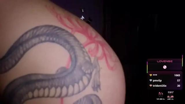 Image 11 of hollyxx_ Stream on Chaturbate on 1 month ago