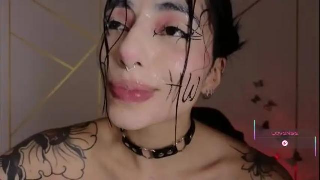 Image 10 of hollyxx_ Stream on Chaturbate on 1 month ago