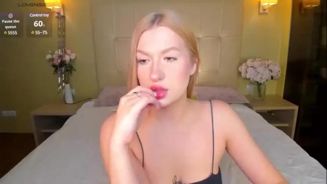 Thumbnail 1, hollyylee's Stream at Chaturbate, 1 month ago