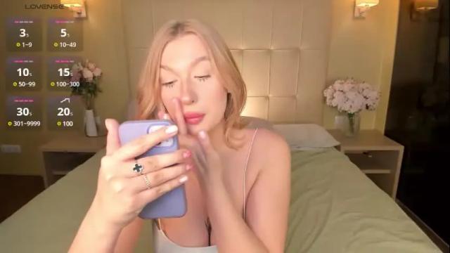 Thumbnail 2, hollyylee's Stream at Chaturbate, 1 month ago
