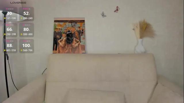 Image 6 of hollyylee Stream on Chaturbate on 16 hours ago