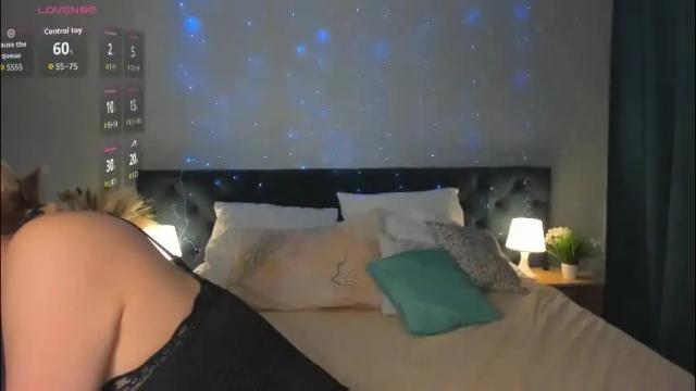 Image 6 of hollyylee Stream on Chaturbate on 1 month ago