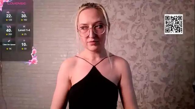 Image 8 of holy_agata Stream on Chaturbate on 9 months ago