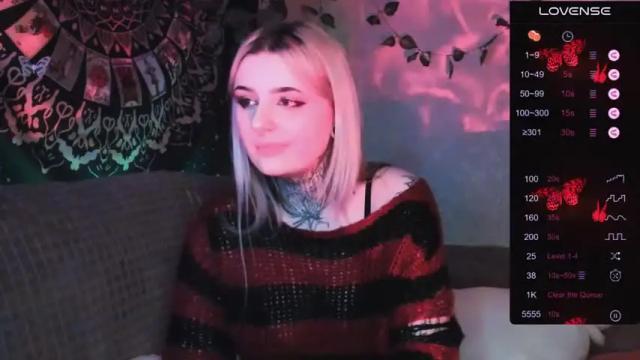 Image 11 of holy_melanie Stream on Chaturbate on 13 months ago