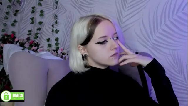 Image 10 of holy_silvia Stream on Chaturbate on 25 days ago