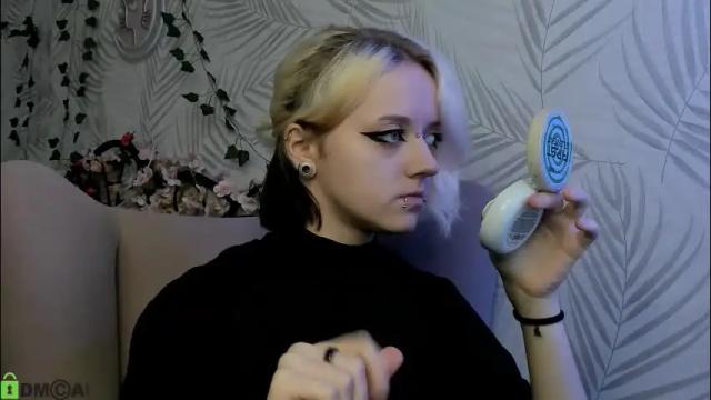 Image 7 of holy_silvia Stream on Chaturbate on 5 months ago