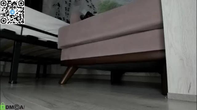 Image 2 of holy_silvia Stream on Chaturbate on 4 months ago