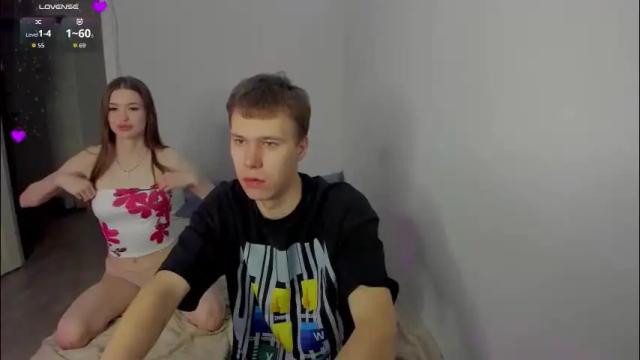 Image 3 of holybabe342 Stream on Chaturbate on 1 month ago