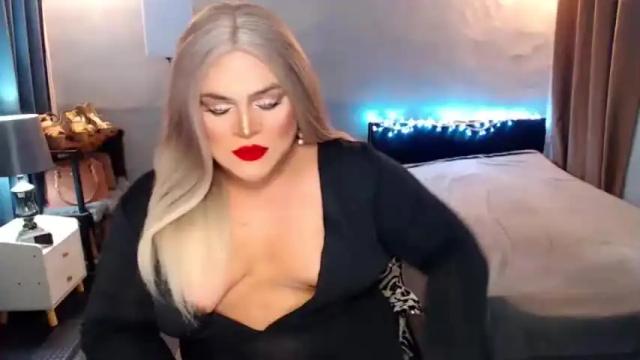 Image 10 of holydeepmistress Stream on Chaturbate on 22 months ago