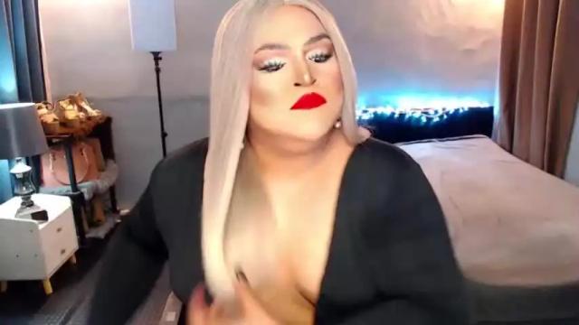 Image 3 of holydeepmistress Stream on Chaturbate on 22 months ago