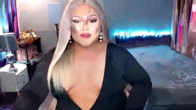 Image 3 of holydeepmistress Stream on Chaturbate on 21 months ago