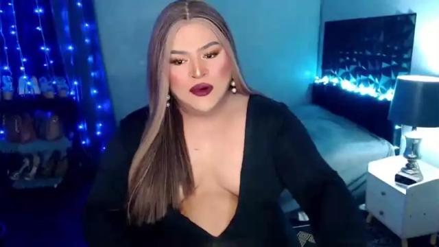 Image 6 of holydeepmistress Stream on Chaturbate on 21 months ago