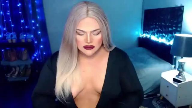 Image 10 of holydeepmistress Stream on Chaturbate on 21 months ago