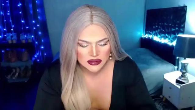 Image 12 of holydeepmistress Stream on Chaturbate on 21 months ago