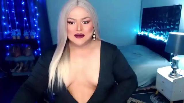 Image 7 of holydeepmistress Stream on Chaturbate on 21 months ago