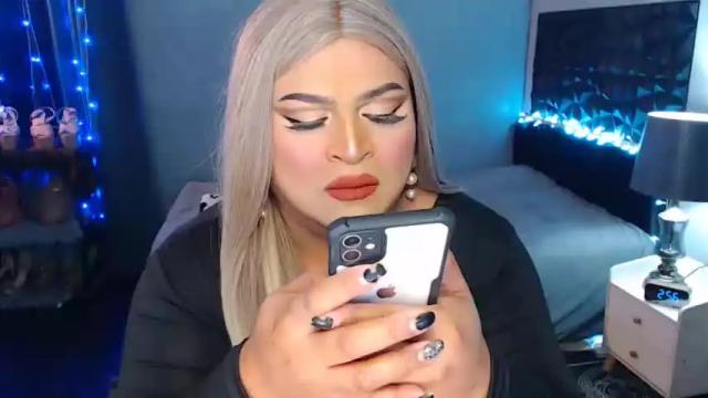 Image 12 of holydeepmistress Stream on Chaturbate on 21 months ago