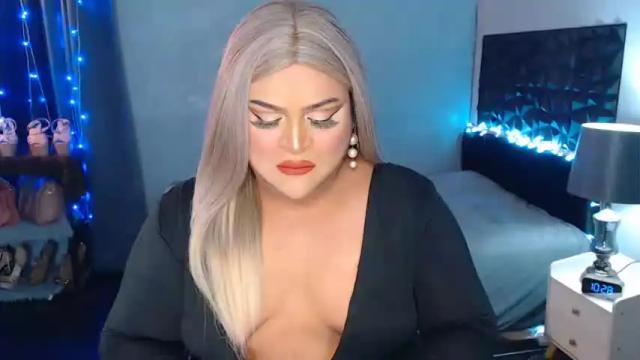 Image 3 of holydeepmistress Stream on Chaturbate on 21 months ago