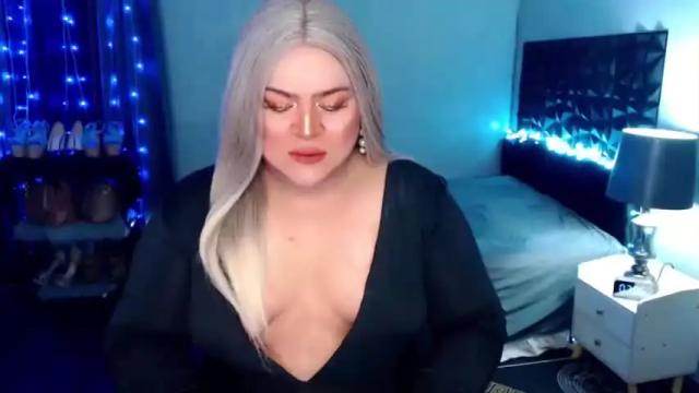 Image 3 of holydeepmistress Stream on Chaturbate on 21 months ago