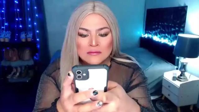 Image 12 of holydeepmistress Stream on Chaturbate on 21 months ago