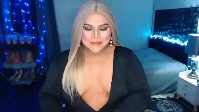 Image 2 of holydeepmistress Stream on Chaturbate on 20 months ago