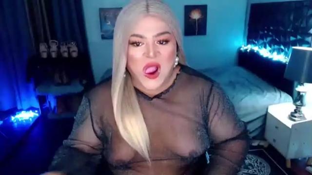 Image 10 of holydeepmistress Stream on Chaturbate on 19 months ago