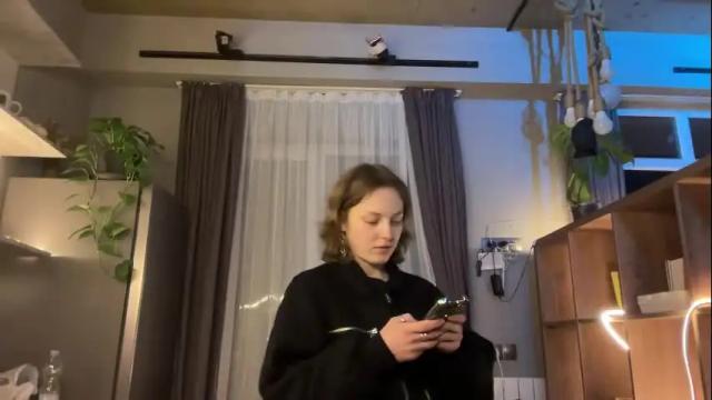 Image 2 of holydori Stream on Chaturbate on 1 month ago