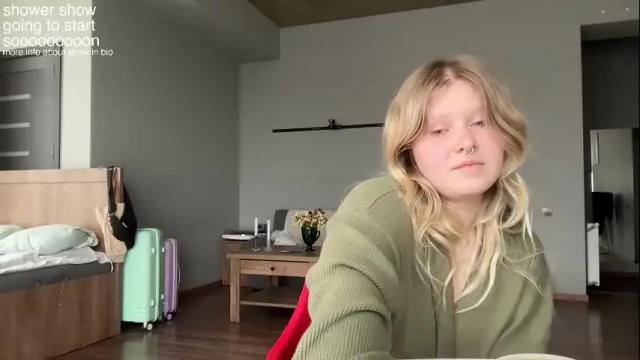 Image 12 of holydori Stream on Chaturbate on 1 month ago
