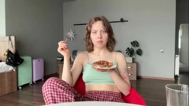 Image 3 of holydori Stream on Chaturbate on 15 days ago