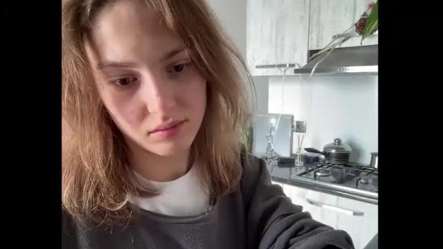 Image 3 of holydori Stream on Chaturbate on 1 month ago