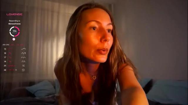 Image 6 of holyvivian Stream on Chaturbate on 1 month ago