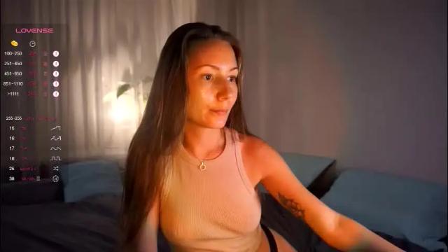 Image 10 of holyvivian Stream on Chaturbate on 1 month ago