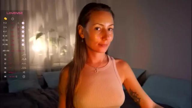 Image 4 of holyvivian Stream on Chaturbate on 1 month ago