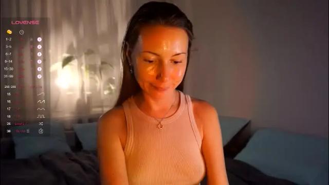 Image 6 of holyvivian Stream on Chaturbate on 1 month ago