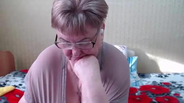 Image 11 of honestysummers Stream on Chaturbate on 15 months ago