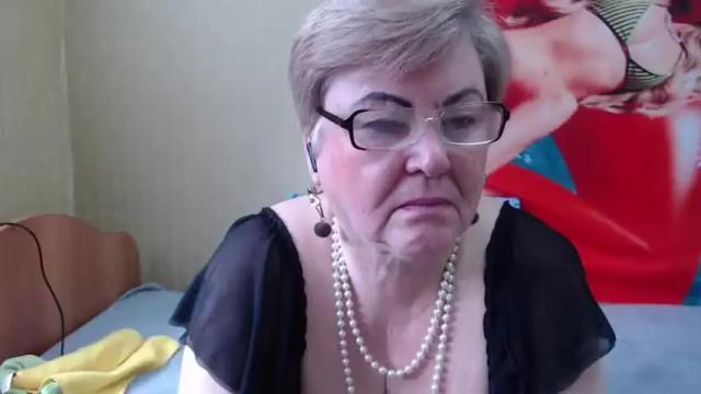 Image 7 of honestysummers Stream on Chaturbate on 16 months ago