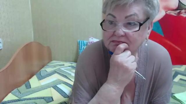 Image 8 of honestysummers Stream on Chaturbate on 12 months ago