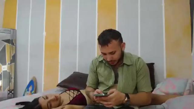 Image 4 of honey1105 Stream on Chaturbate on 15 months ago